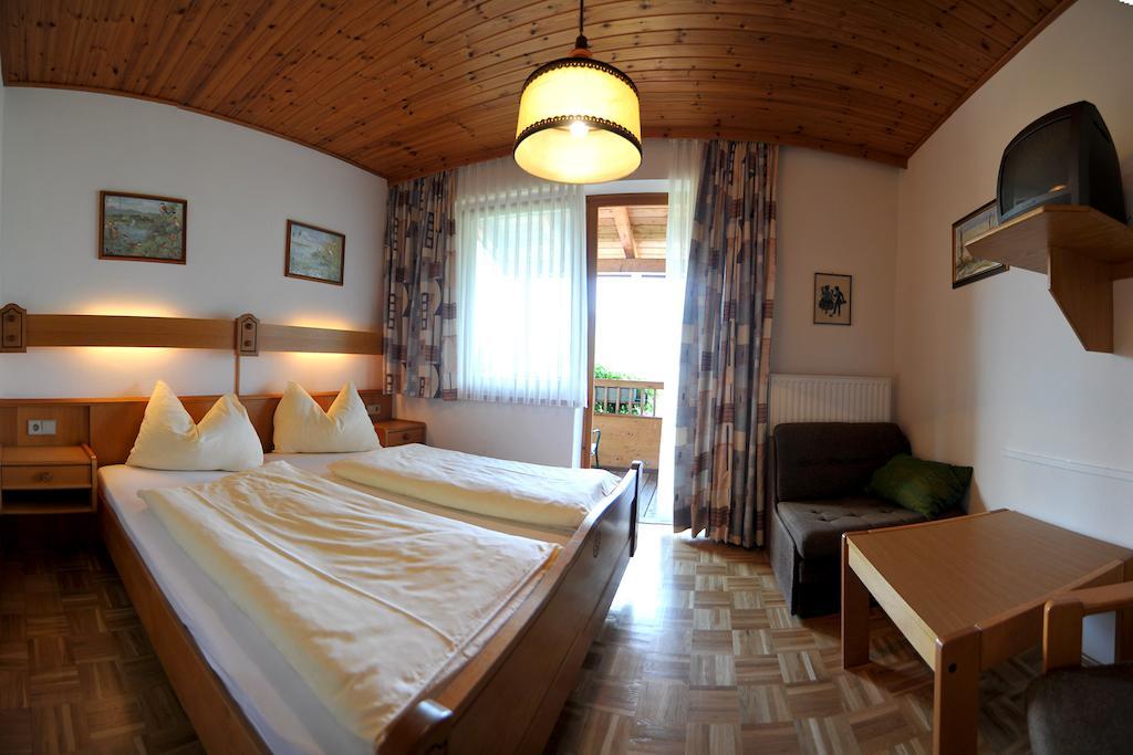 Gasthof Waldemar Ξενοδοχείο Hermagor Δωμάτιο φωτογραφία